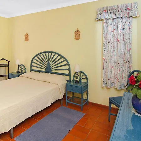 Holiday Alg01395 F Casa vacanze Alvor